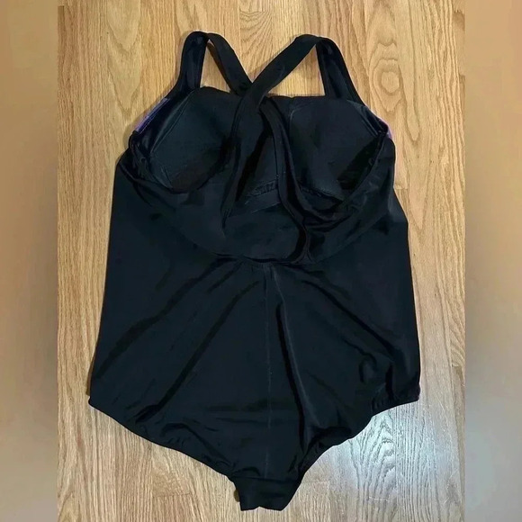 Lands’ End Black with Blue & Purple Stripe One Piece Size 24W/L - Picture 3 of 9